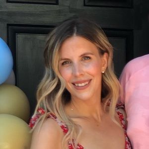 Meet your Posher, Caitlin